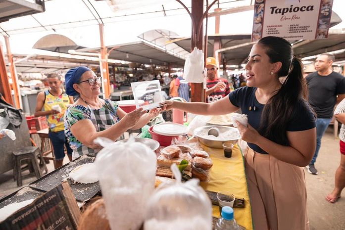 Deputada Gabi Gonçalves entrega Placa de Patrimônio Cultural e Imaterial de Alagoas à tapioca da Dona Rosa, em Rio Largo
