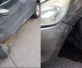 Acidente entre carros na ladeira do Catolé destrói veículos e espalha óleo na pista, em Maceió