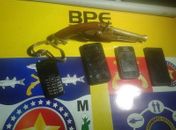 Material apreendido com os jovens