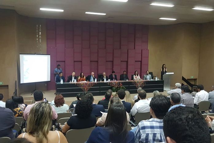 Jario Barros e Dr. Fábio, participam em Maceió, de I Workshop sobre finanças municipais