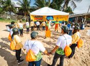  Prefeitura de Maceió promove mutirão de limpeza na orla da cidade
