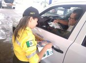 Prefeitura de Arapiraca e DETRAN realizam blitz educativa de trânsito e saúde