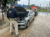 PRF prende mulher por adulteração de sinal identificador de veículo automotor em Maceió