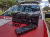 Polícia Militar encontra quase 15 quilos de drogas enterrados em mata