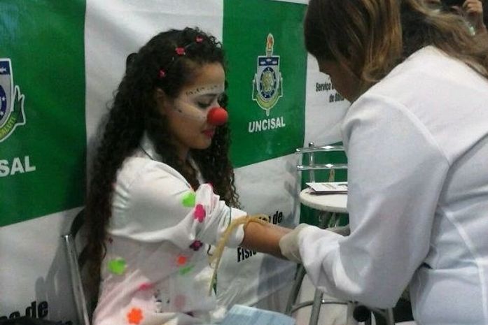 Integrantes do Sorriso de PLantão coletam doadores de sangue e medula