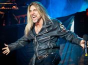 Edu Falaschi se apresenta com a turnê do disco Eldorado no Rex Jazz Bar