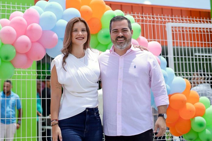 Prefeita Ceci anuncia reajuste de 7% para profissionais da educação de Atalaia