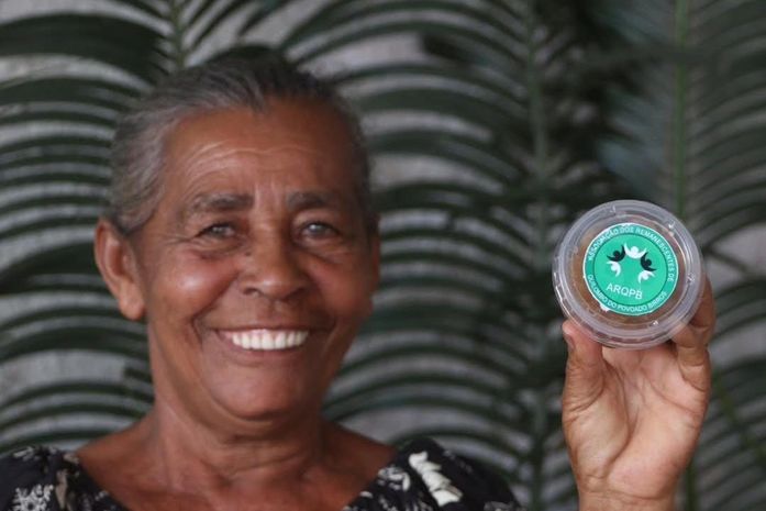 Maria Valdecir é uma griô quilombola das Alagoas dos Palmares, cheia de histórias pra contar