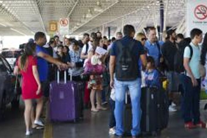 Movimento nos aeroportos da Infraero no período de festas deve crescer 4%