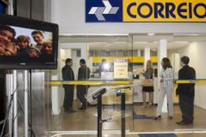 Funcionários dos Correios entram em greve nesta segunda-feira