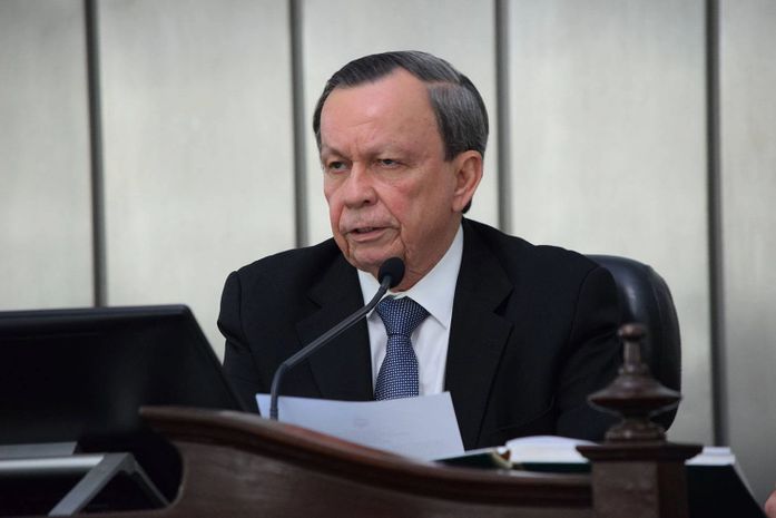 Deputado Luiz Dantas lamentou ausência de quórum