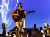 Tiago Iorc se apresenta em Maceió neste sábado (22) com a turnê 'Daramô'