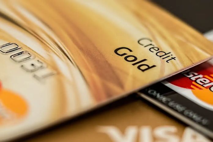Banco Central informa que teto para rotativo entra em vigor nesta quarta-feira (03)