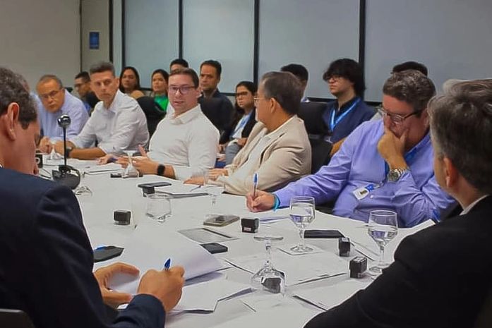 Lucas Barbosa destaca papel da Juceal na regularização e habilitação de leiloeiros em Alagoas