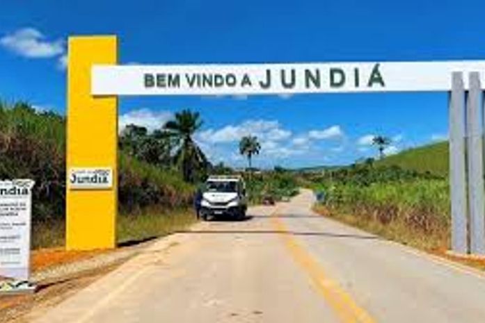 Justiça determina suspensão de contrato de mais de R$ 2 mi para fornecimento de fardamentos em Jundiá