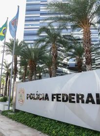 PF está com celular de Vorcaro e afirma poder enviar dados a ministros