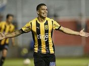 Atacante Rodolfo Gamarra