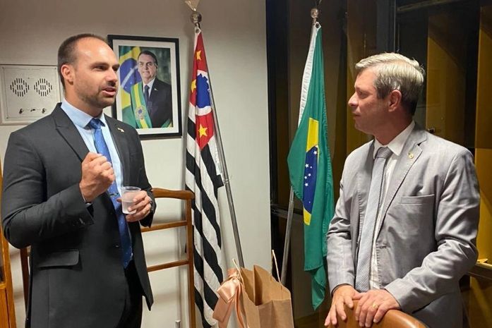“Cabo Bebeto é a pessoa em Alagoas para falar do Aliança pelo Brasil”, diz Eduardo Bolsonaro