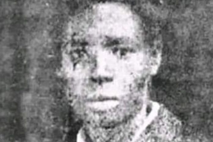 Edmond Albius, 12 anos, escravizado e sem educação formal desenvolveu uma técnica inovadora para polinizar orquídeas baunilha