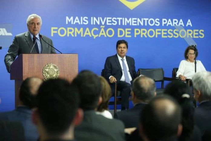 O presidente Michel Temer discursa na cerimônia de anúncio de investimentos para formação de professores da educação básica