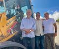Prefeito de Branquinha reforça frota de veículos e assina OS para pavimentação de ruas