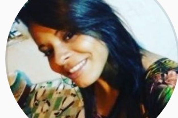 Izairis dos Santos Souza foi morta a facadas