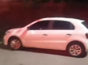 Dupla assalta motorista por aplicativo em Jacarecica e abandona carro durante perseguição
