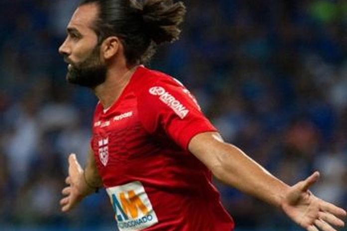 Léo Gamalho