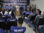 Com novidades, CSA se apresenta e inicia a pré-temporada