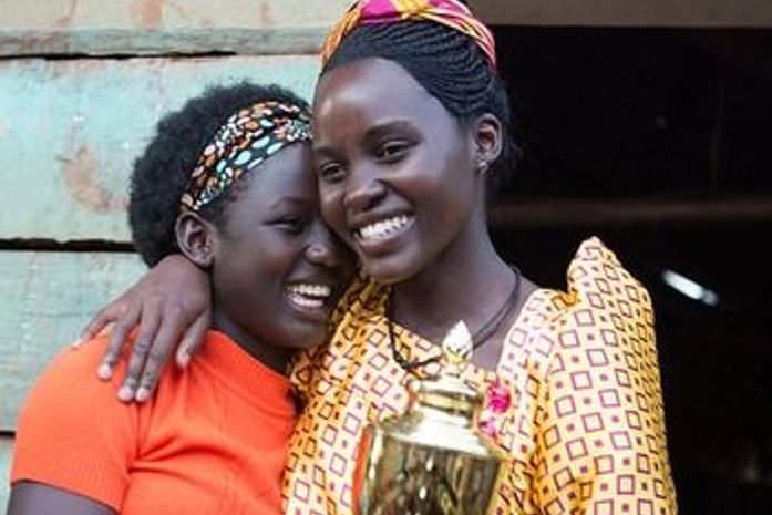 Segunda -feira vai passar Rainha de Katwe. Você já escreveu sobre ela no blog- diz a Erika..