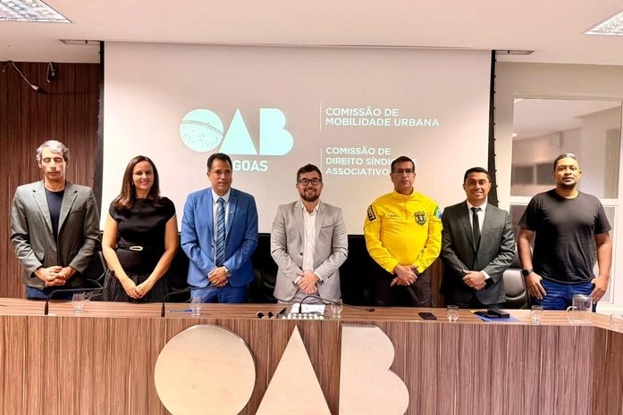 David do Emprego reforça luta por faixa exclusiva para motociclistas durante audiência pública na OAB/AL