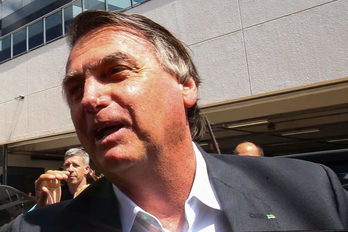 Jornais internacionais repercutem operação da Polícia Federal que implica Bolsonaro e aliados