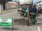 Seminfra flagra ligações de esgoto em galerias de drenagens