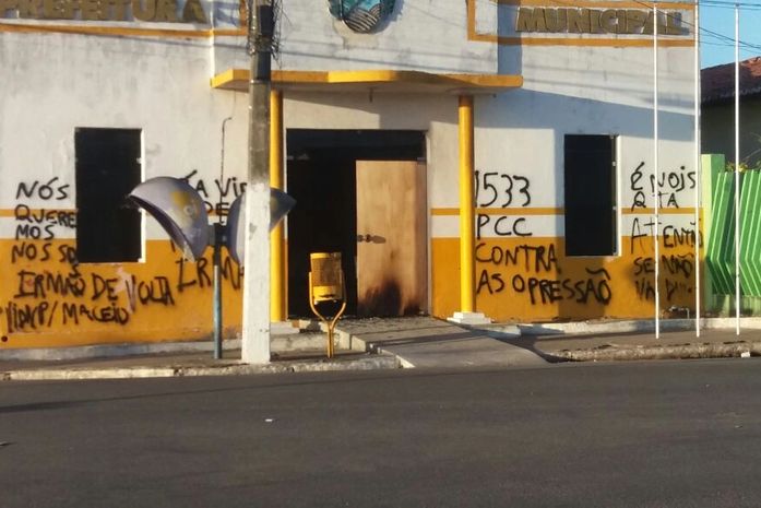 Prefeitura de Campo Grande pinchada por "membros" do PCC