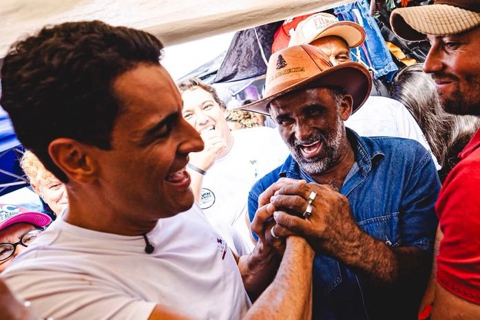 “Venderam a água e entregam o pior saneamento do Brasil”, afirma JHC durante romaria em Dois Riachos
