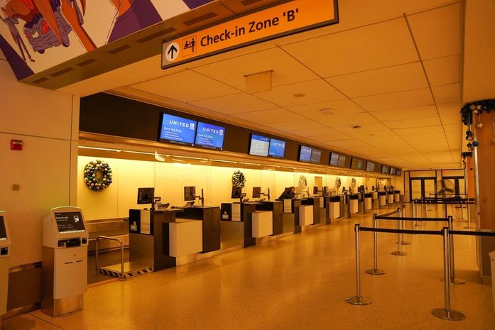 Mais de 3 mil voos são anulados no mundo por expansão da Ômicron