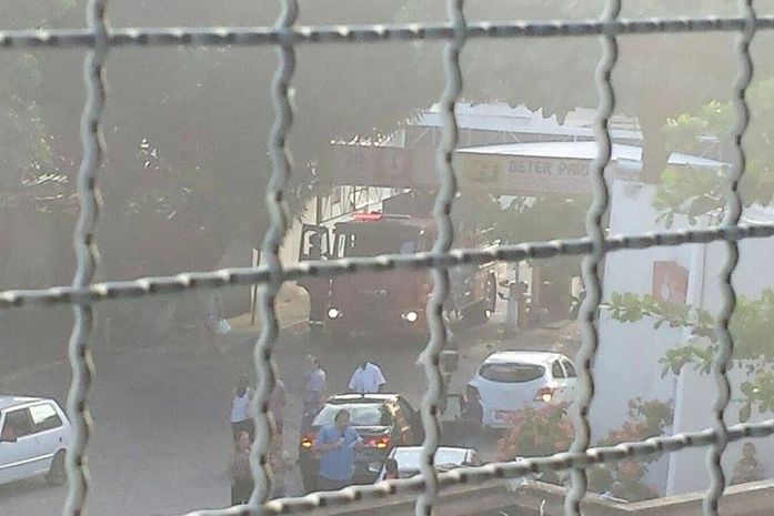 Princípio de incêndio em clínica