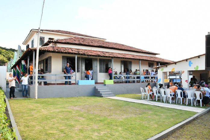 Prefeito George Clemente inaugura a primeira escola profissionalizante de São Miguel dos Campos e o novo SCFV
