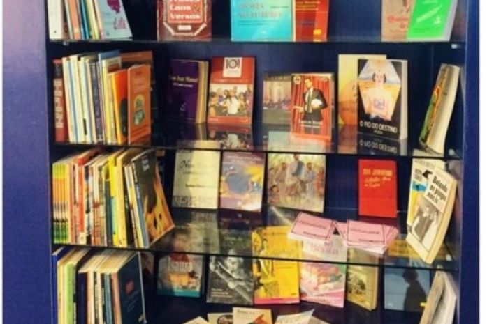 Biblioteca Graciliano Ramos realiza troca de livros entre leitores