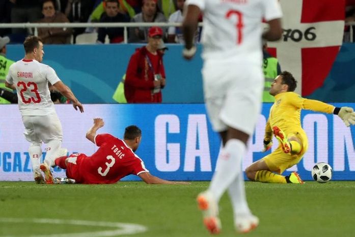 Suíça vira contra Sérvia e embola classificação no grupo do Brasil