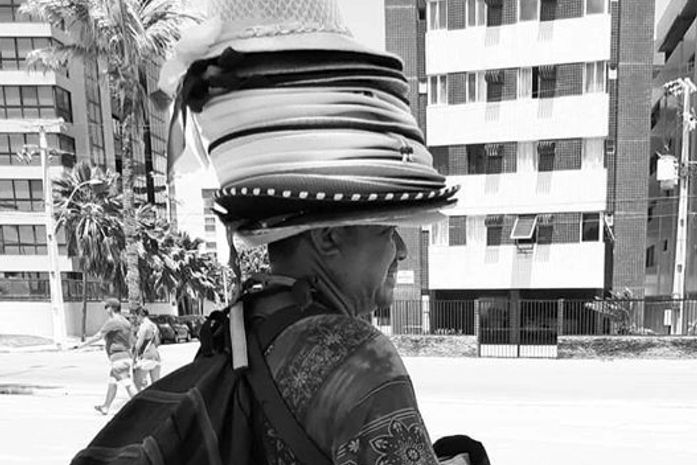 Quantos chapéus cabem em uma só cabeça? O Cláudio responde.