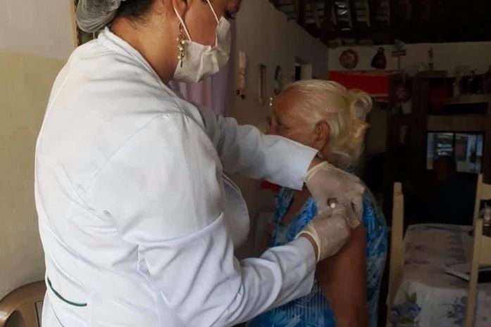 Município de Anadia supera meta de vacinação contra a gripe em idosos