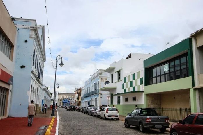 Jaraguá resiste: bairro histórico vira palco de memória, disputa e reinvenção em Maceió