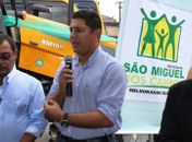 Prefeitura de São Miguel dos Campos inaugura postos de saúde e entrega 13 veículos
