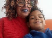 Dia 16 de julho é dia do Dêdei. O menino faz 7 anos