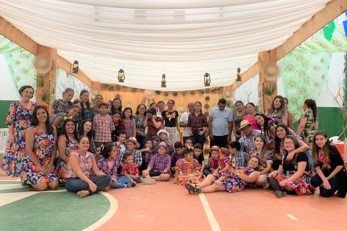 Festa junina promove a socialização entre crianças e família do Espaço Trate