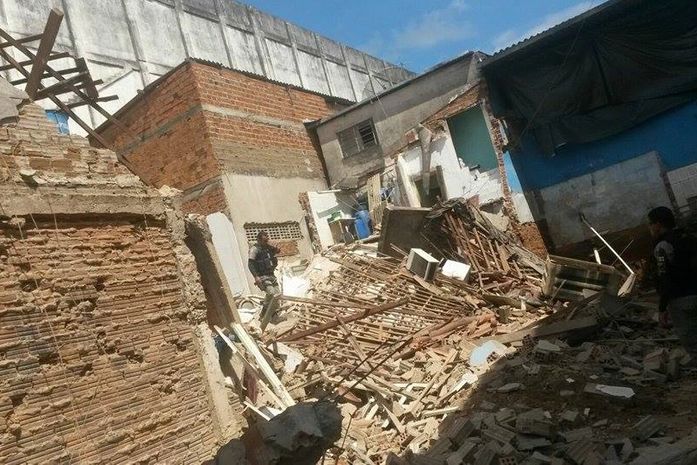 Imóvel em Palmeira dos Índios ficou destruído