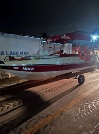 Lancha furtada na Pajuçara é localizada em marina do Pontal da Barra