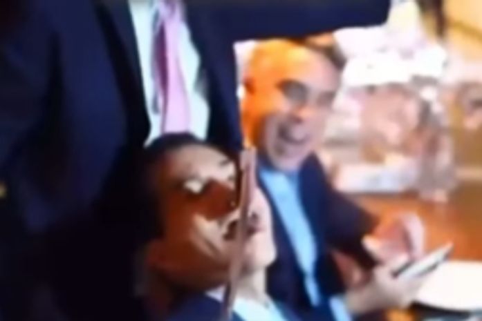 Em Nova Iorque, deputado alagoano aparece em jantar com “bife de ouro” e gera críticas nas redes