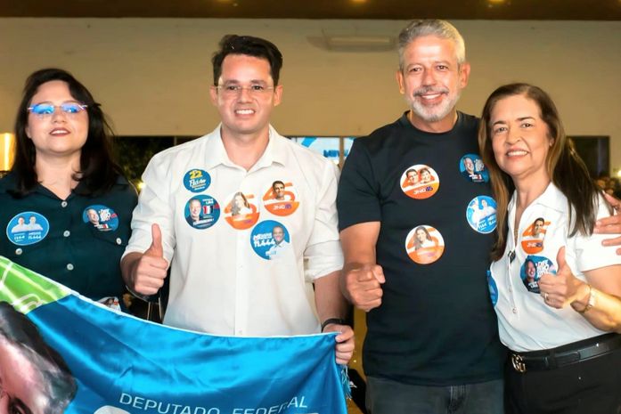 Favorito ao Senado e líder nas pesquisas, Arthur Lira é destaque em encontro de Gunnar e Mesaque com lideranças comunitárias e evangélicas de Arapiraca